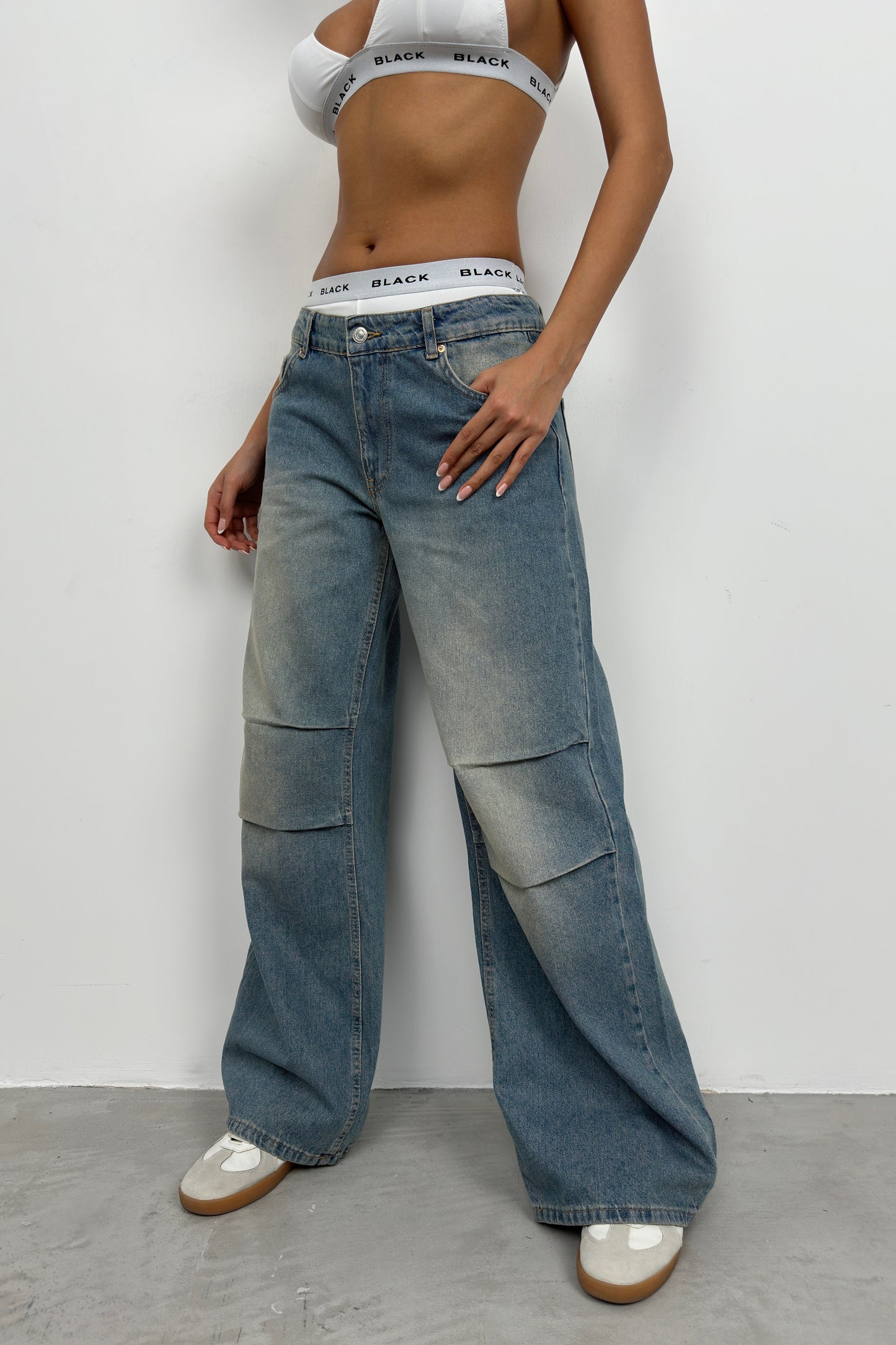 DENIM LOW WAIST JEANS