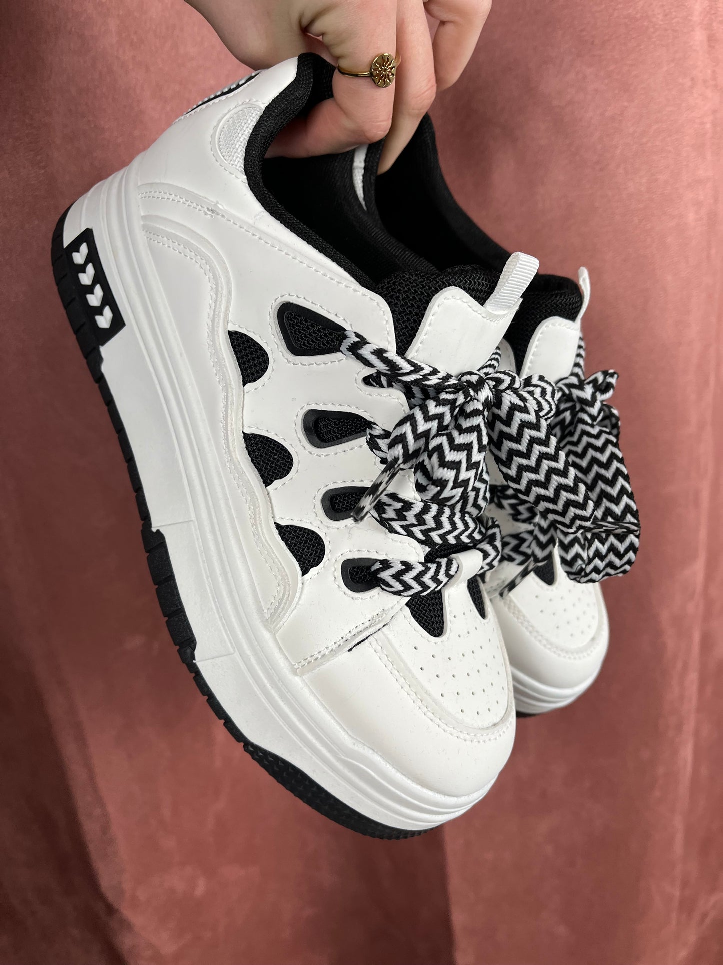 LAVISH SNEAKERS (WIT)